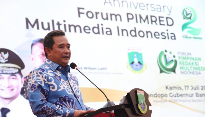 Dirjen Polpum Terima Penghargaan Pena Emas dari Forum Pimred Multimedia