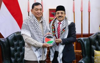 Menhan Sjafrie Terima Kunjungan Dubes Palestina